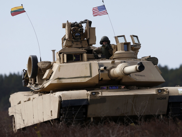 tank, tank M1A2,