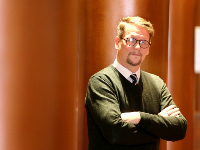 Islandský spisovateľ Sigurjón Birgir Sigurdsson známy ako Sjón