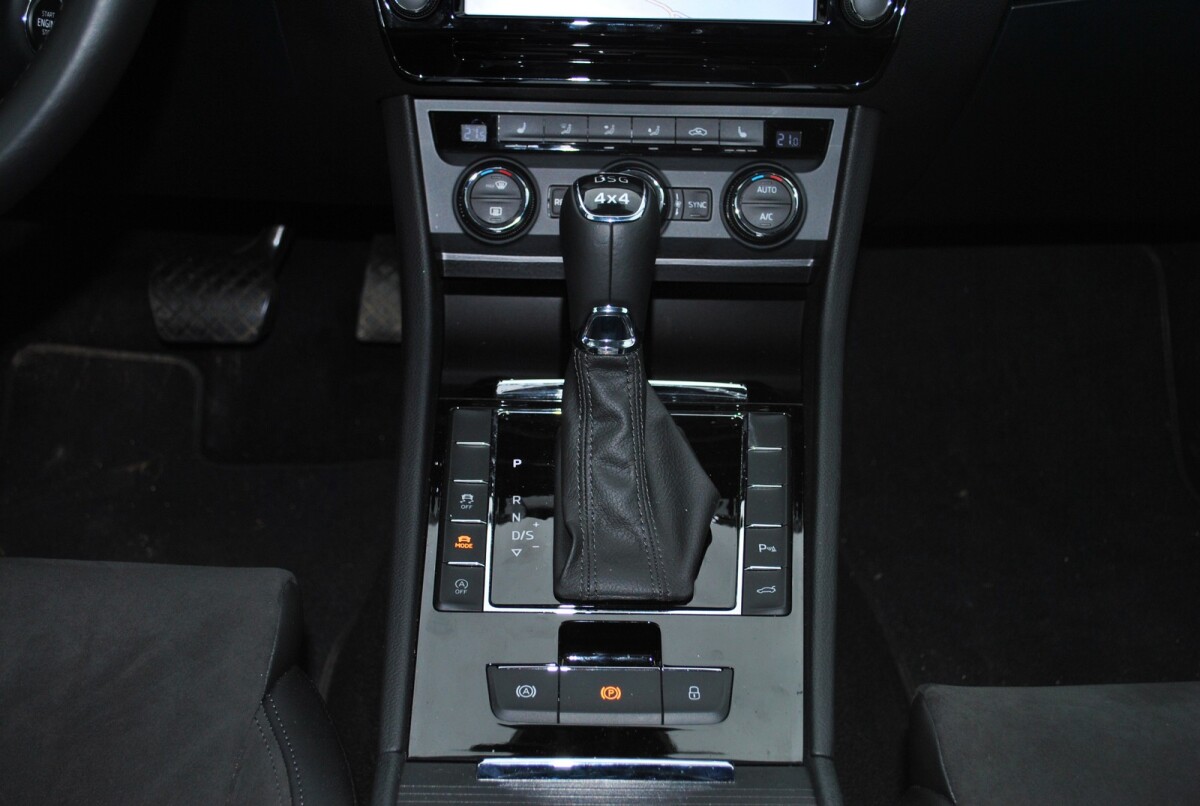 Škoda Superb Combi
