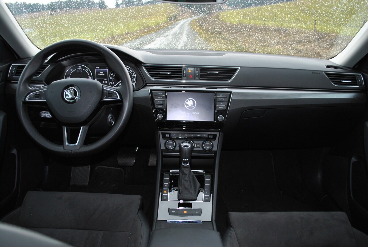 Škoda Superb Combi
