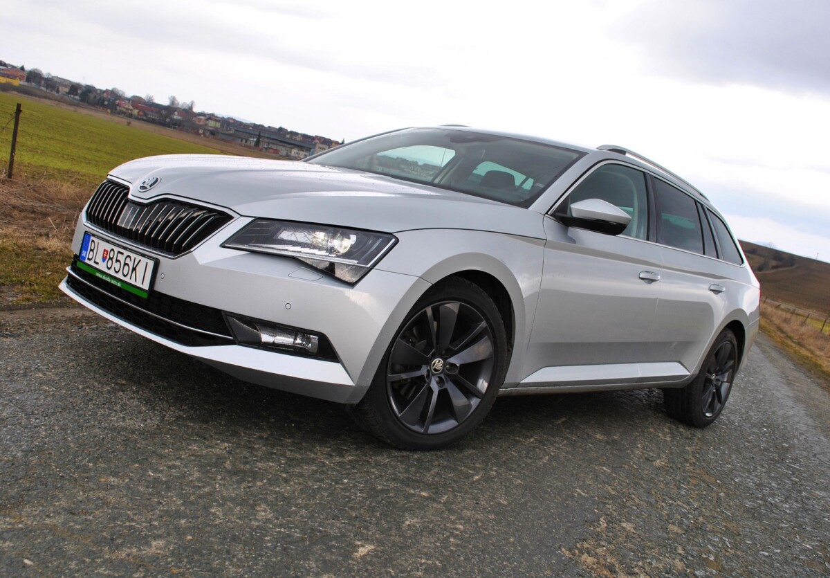Škoda Superb Combi