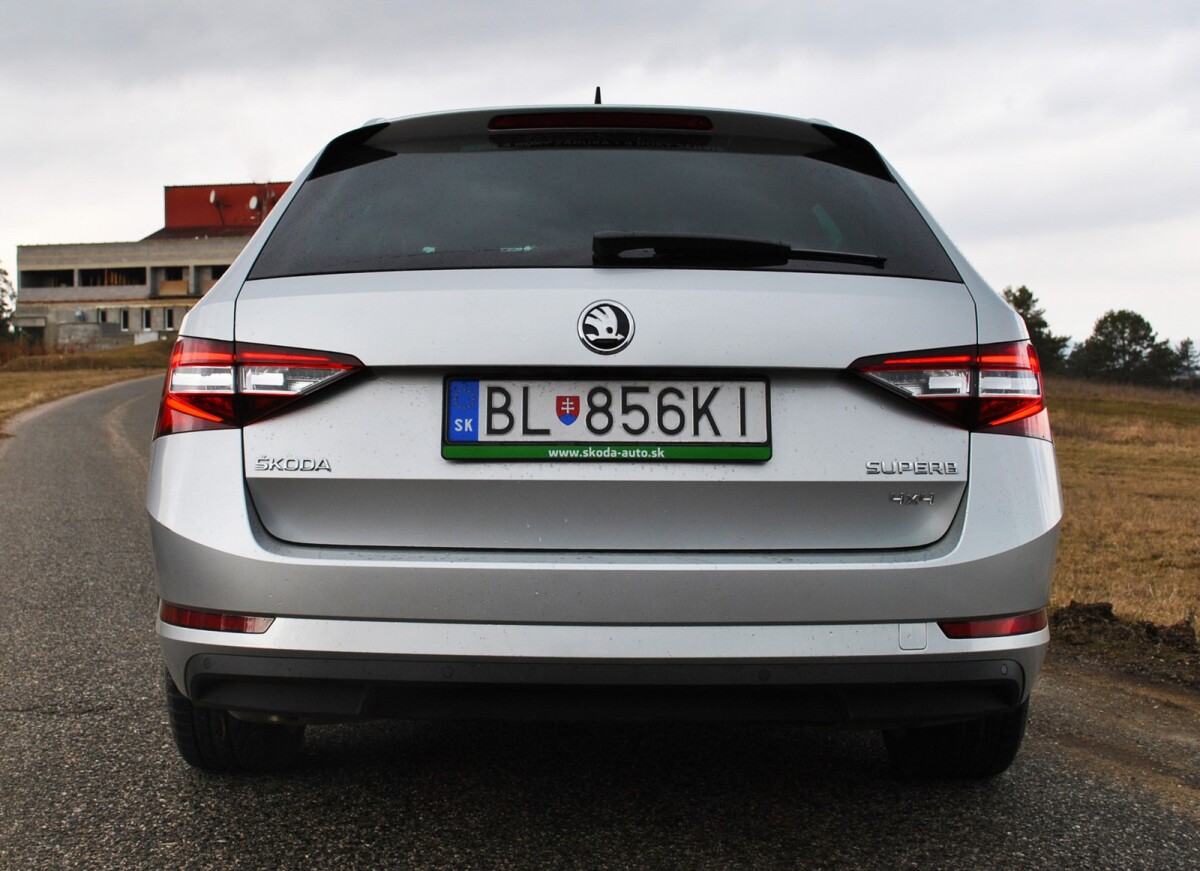 Škoda Superb Combi