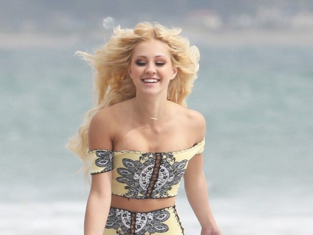 Ava Sambora