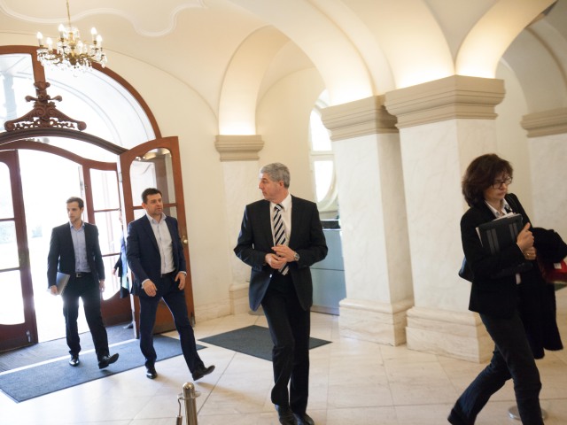 vlada, rokovanie, Béla Bugárm Lucia Žitňanská, László Solymos