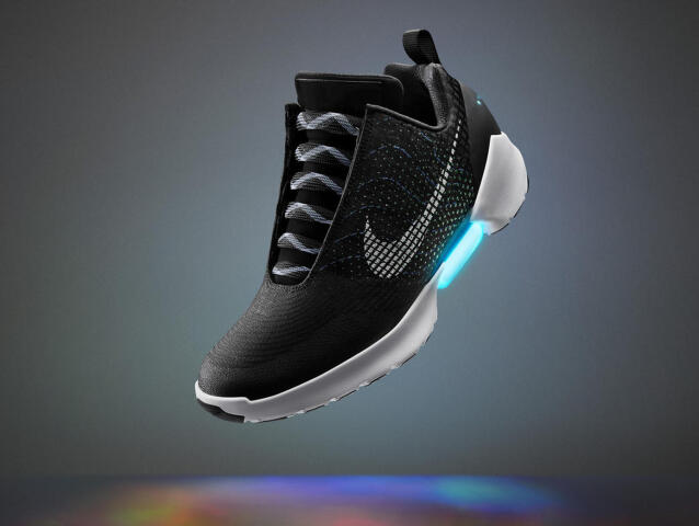 Nike, HyperAdapt, tenisky, topánky