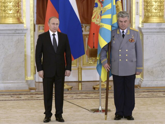 Viktor Bondarev, Vladimir Putin