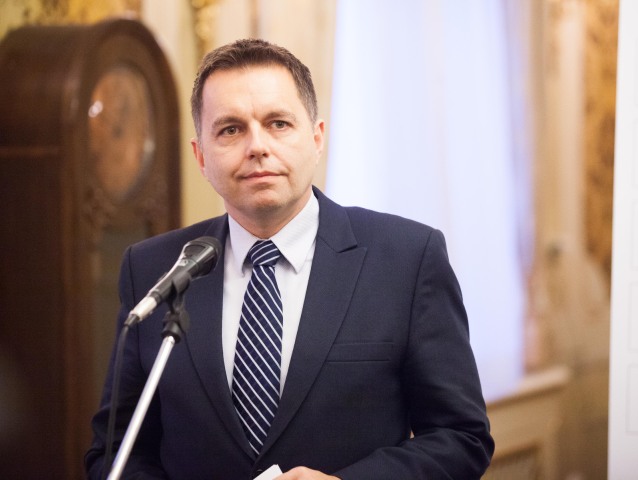 peter kažimír. minister financií