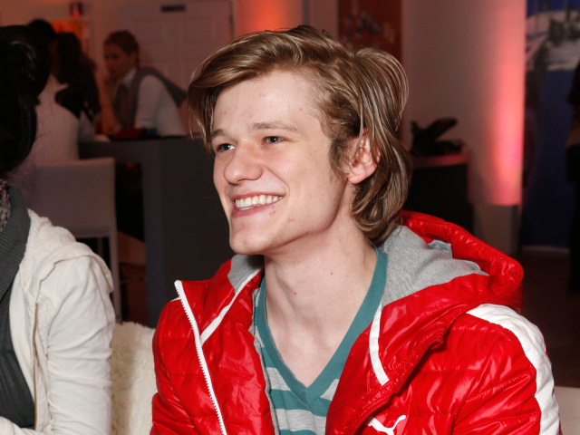 Lucas Till si zahrá Mac Gyvera.