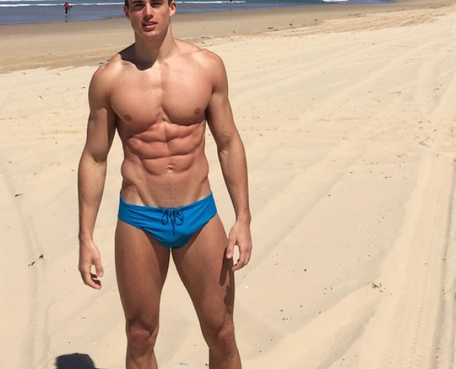Manekýn a učiteľ matematiky Pietro Boselli. 