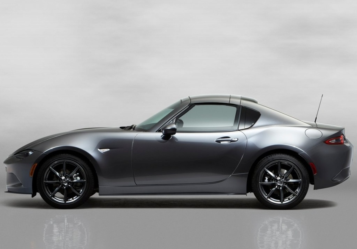 Mazda-MX-5 RF 2017 1024x768 wallpaper 05