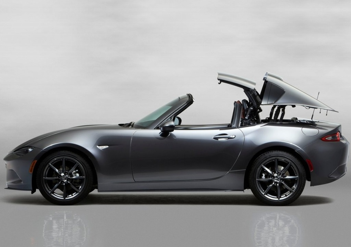 Mazda-MX-5 RF 2017 1024x768 wallpaper 06