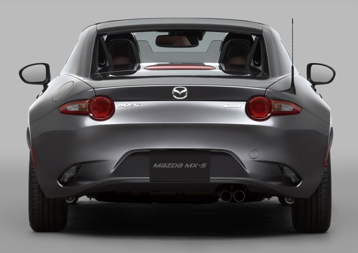 Mazda-MX-5 RF 2017 1024x768 wallpaper 0a