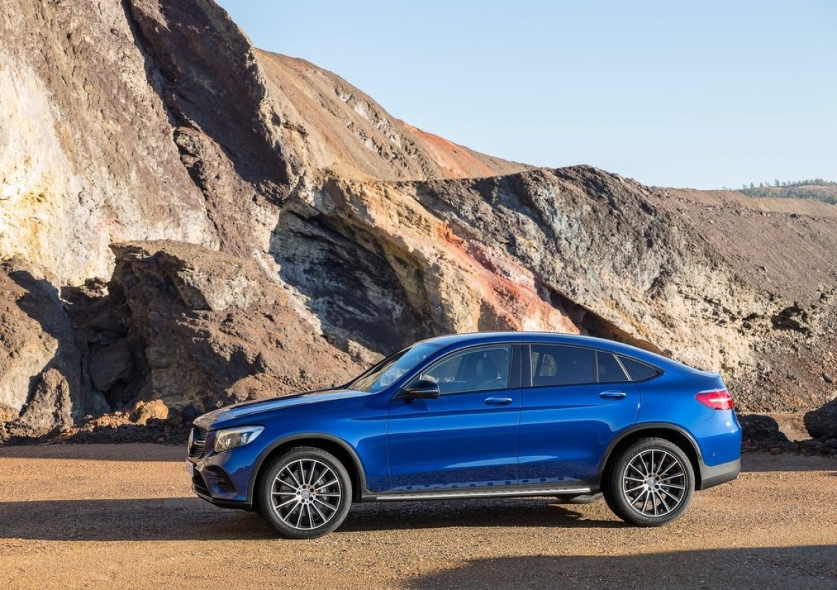 Mercedes-Benz-GLC Coupe 2017 1024x768 wallpaper 12