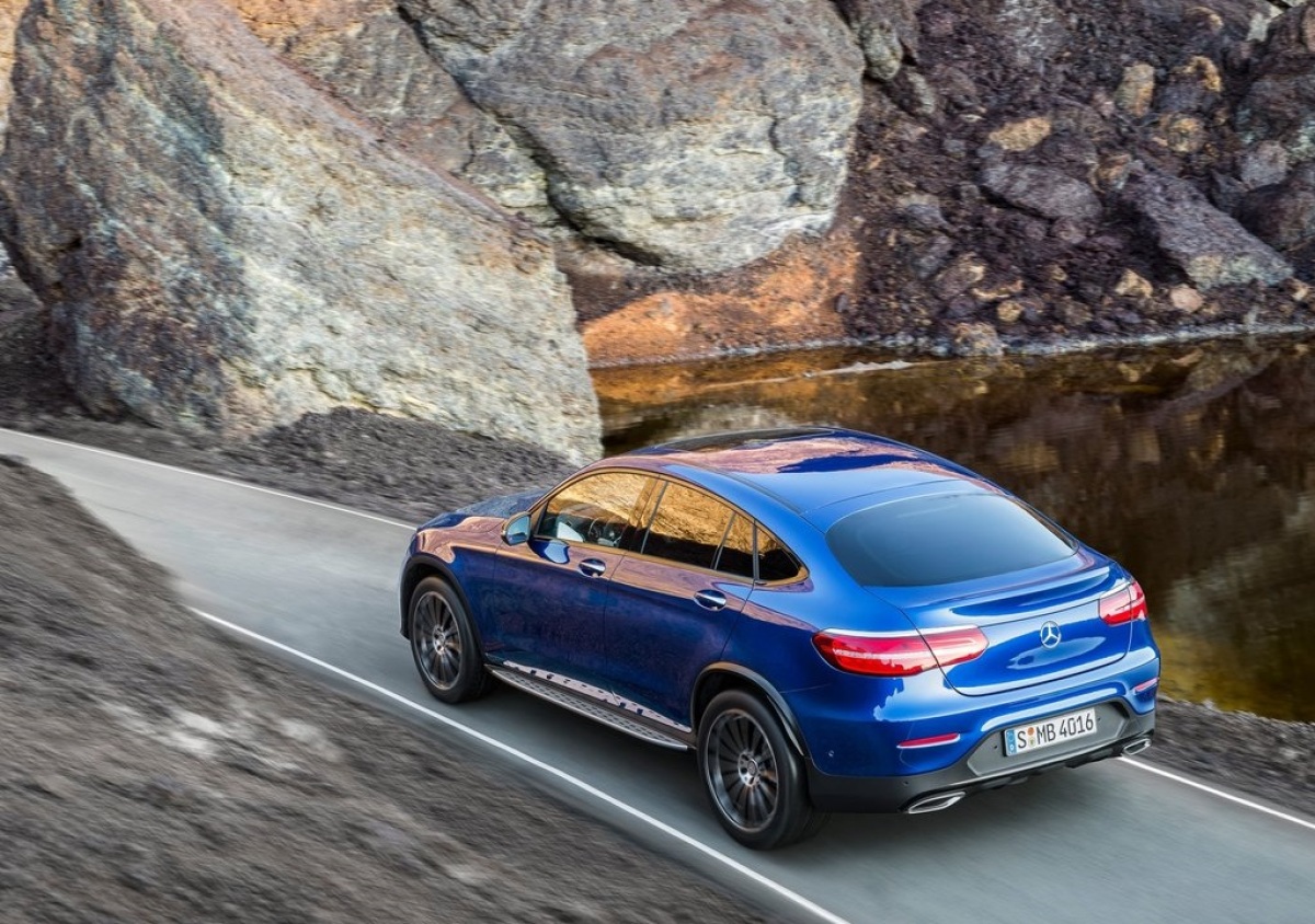 Mercedes-Benz-GLC Coupe 2017 1024x768 wallpaper 17