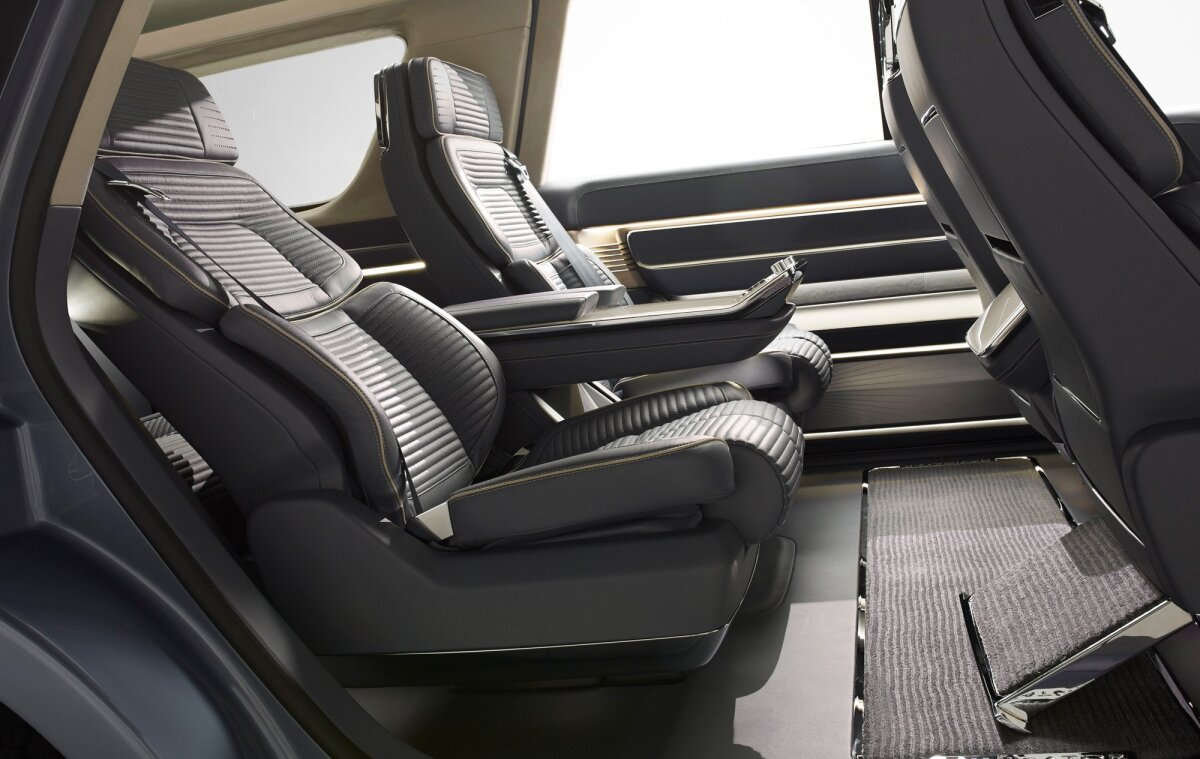 lincoln-navigator-concept-2016-new-york-auto-show-20