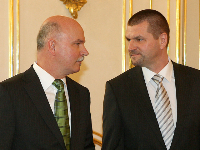 Janušek, Štefanov, bývalý ministri