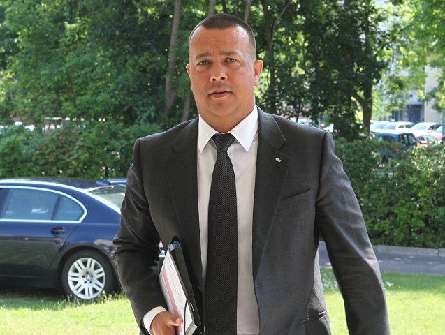 vláda, Juraj Miškov