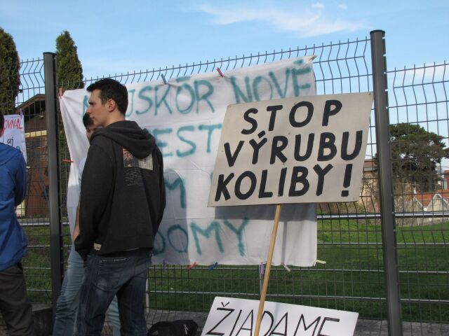 koliba, protest