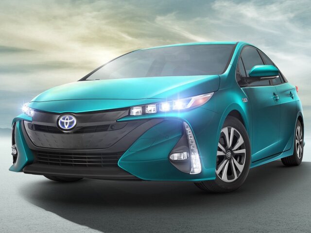 Toyota Prius Prime - 2016