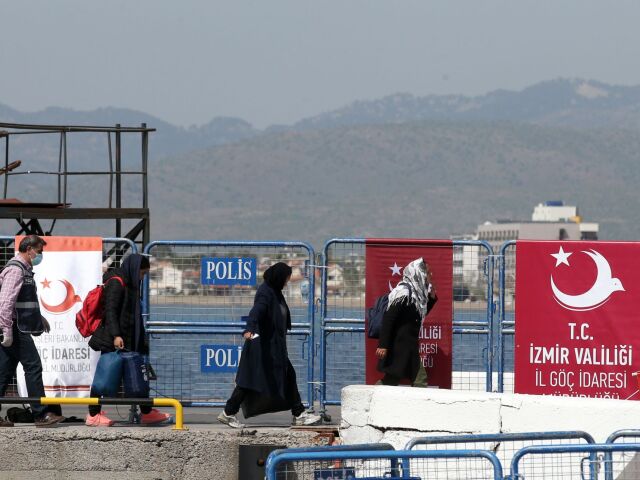 utečenci, migranti, dikili,turecko,