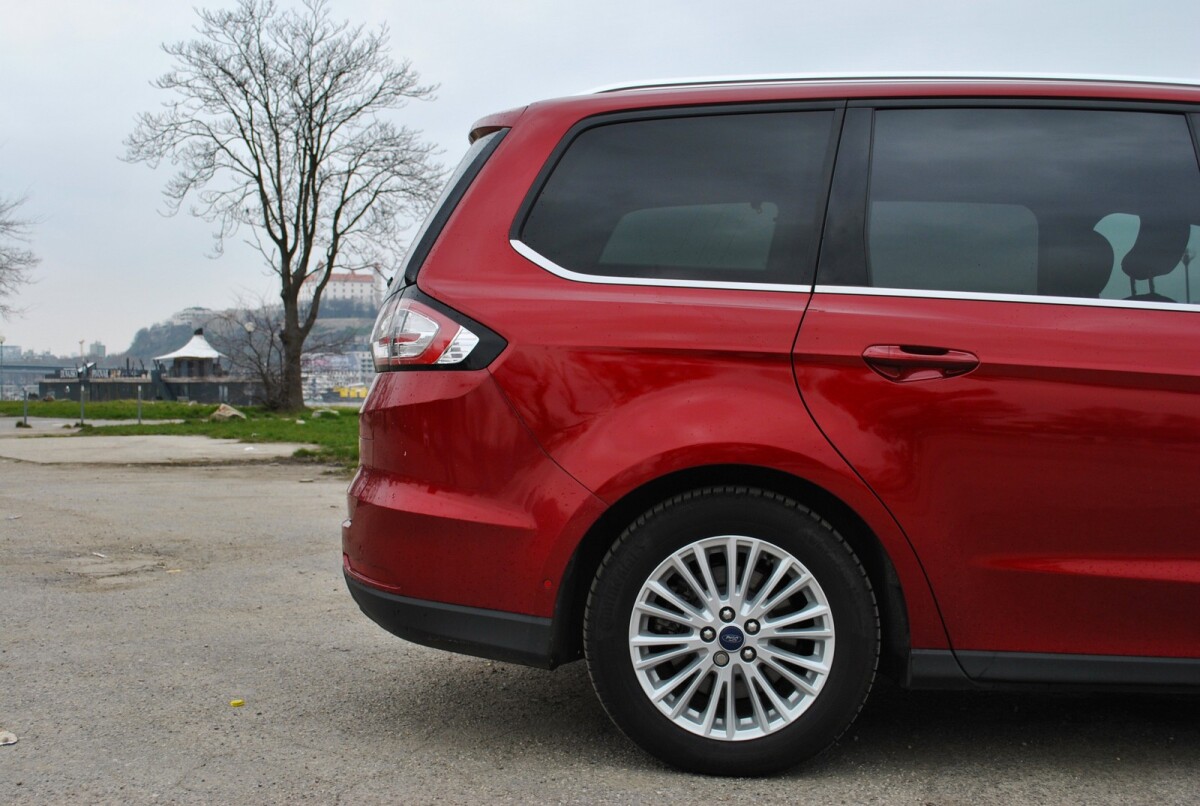 Ford Galaxy