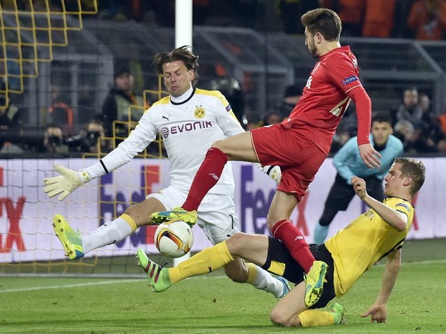 Roman Weidenfeller, Sven Bender, Adam Lallana