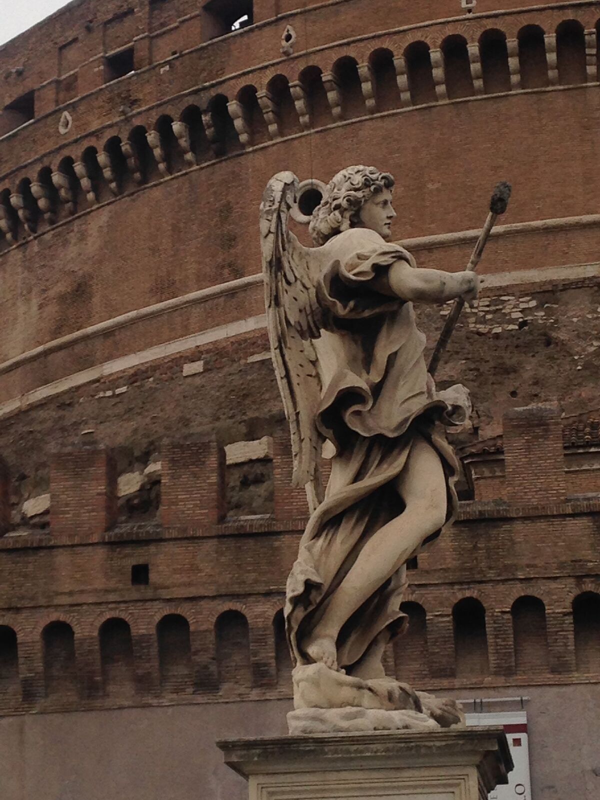 socha castel san angelo, Rím, Taliansko,