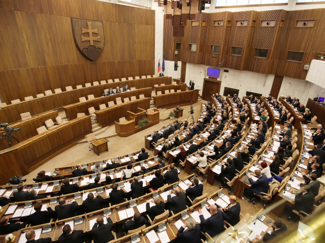 parlament, rokovacia sala, ustanovujuca schodza