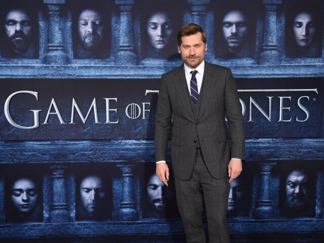 Herec Nikolaj Coster-Waldau nemohol na premiére chýbať.