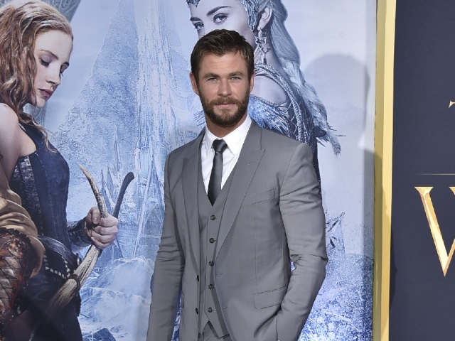 LA Premiere of "The Huntsman: Winter's War" - Arrivals