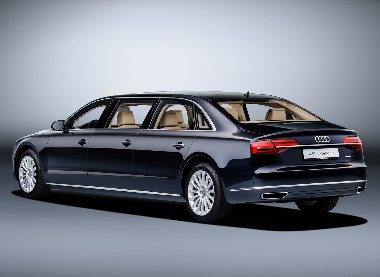V porovnaní s Audi A8 L narástla verzia Extended do dĺžky o 1,09 metra. To platí o celkovej dĺžke 6¤360 mm aj rázvore náprav 4¤220 mm.