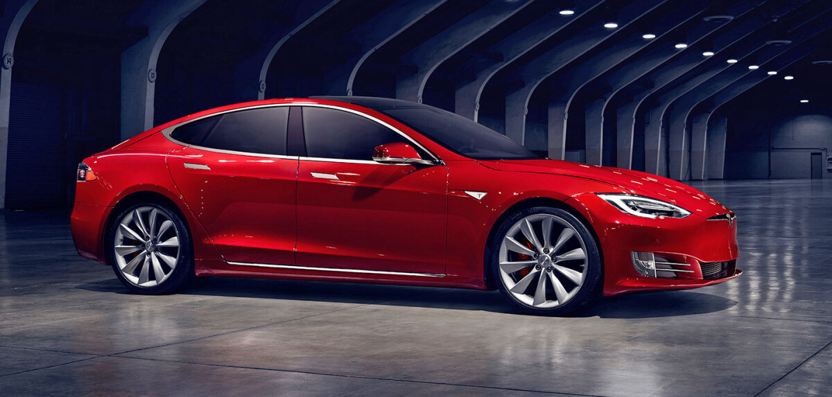 Tesla Model S - 2016
