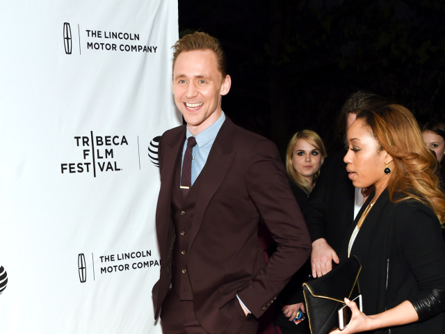 Herec Tom Hiddleston.