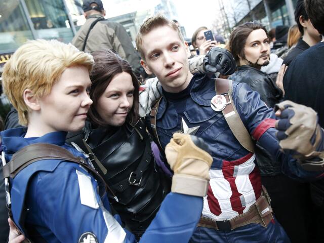 FILM-AVENGER/PREMIERE