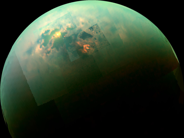 Mesiac, Titan, planéta
