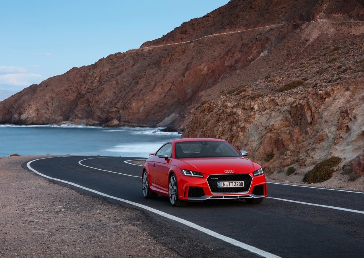 Audi-TT RS Coupe-2017-1024-07