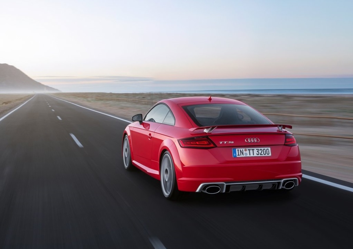 Audi-TT RS Coupe-2017-1024-0f