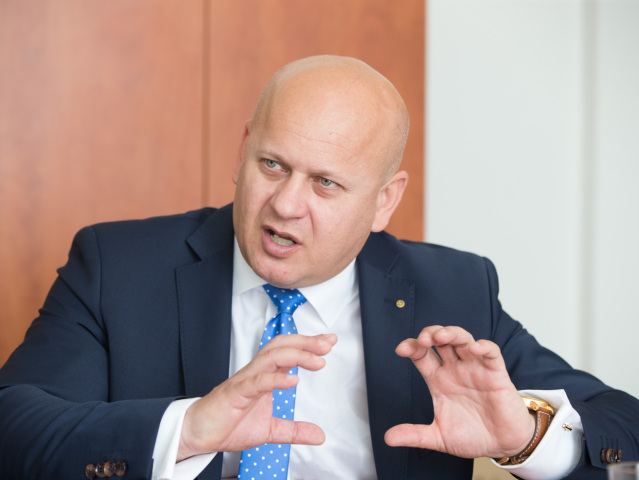 Michal Cehlár, dekan