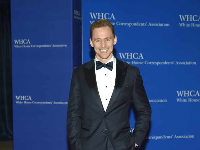 Herec Tom Hiddleston.