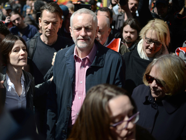 Británia, Corbyn,