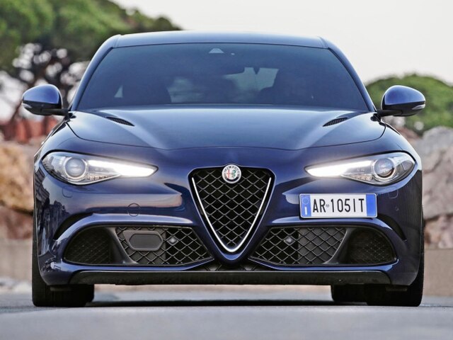 Alfa Romeo Giulia - 2016