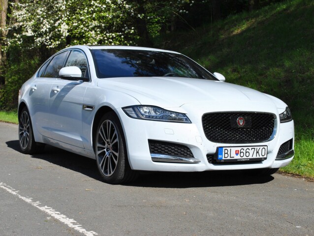 Jaguar XF 20d