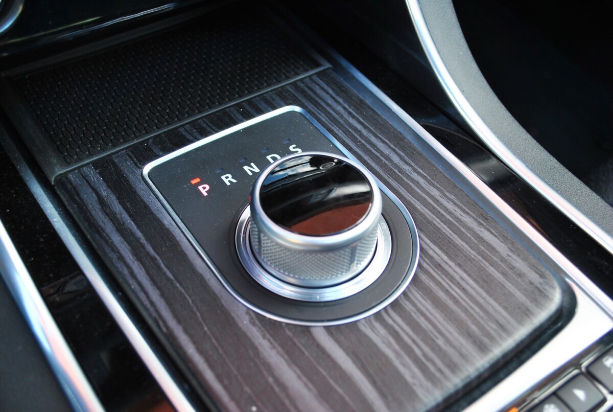 Jaguar XF 20d
