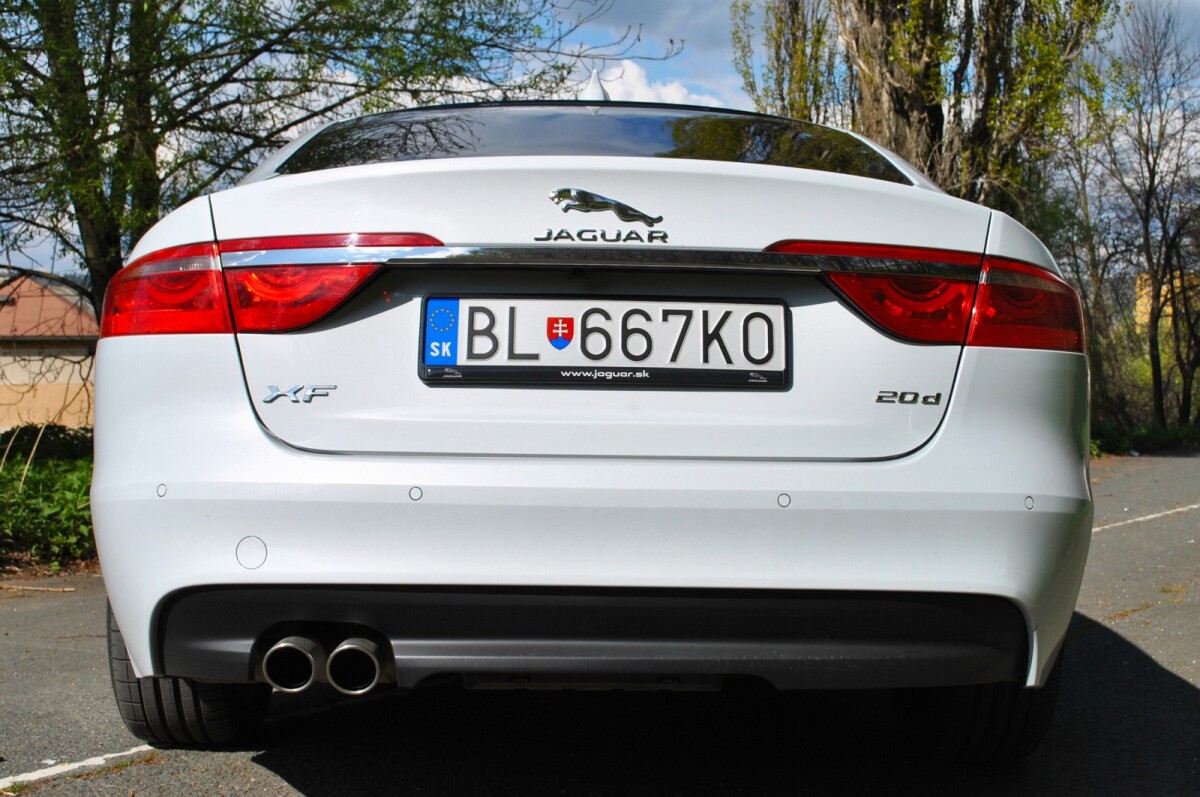 Jaguar XF 20d