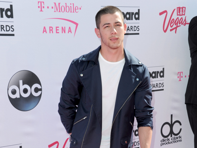 Spevák Nick Jonas.