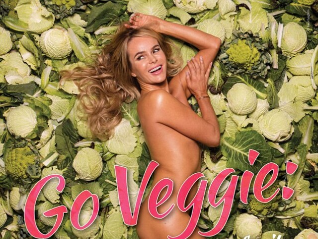 Televízna osobnosť Amanda Holden v kampani PETA. 