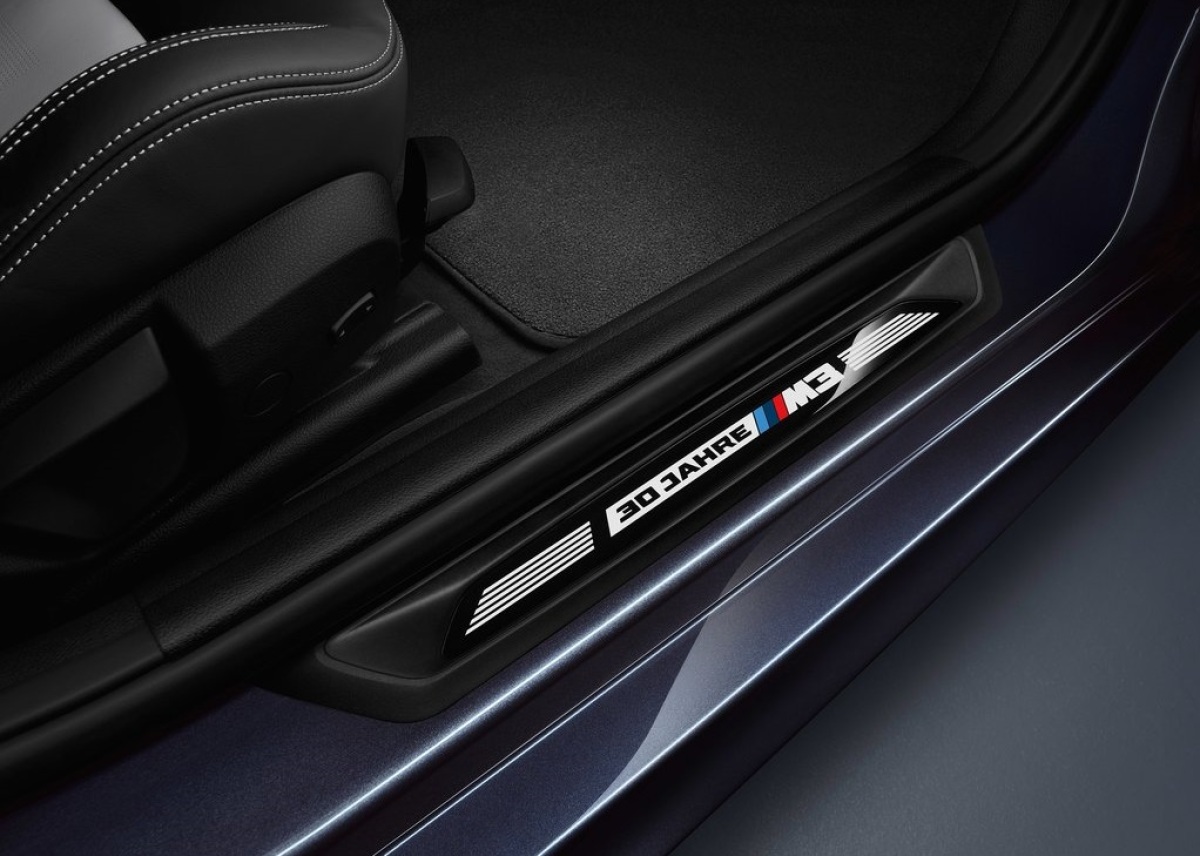 BMW-M3 30 Jahre-2016-1024-0e