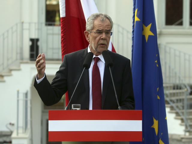 Alexander Van der Bellen