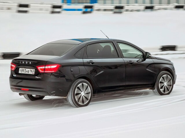 Lada Vesta Signature - 2016