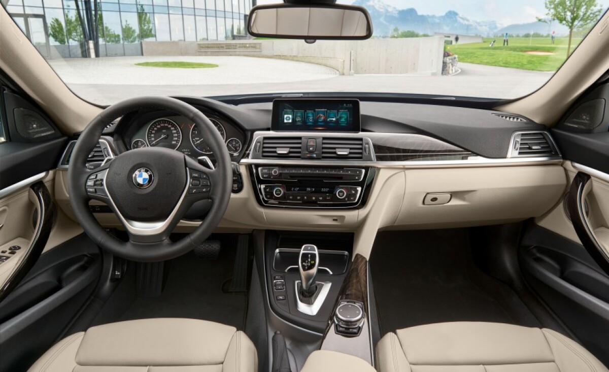 2017-BMW-3-series-GT-1401-876x535